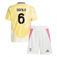 Dětský fotbalový dres Juventus Danilo Luiz #6 2024-25 Venkovní Krátký Rukáv (+ trenýrky)